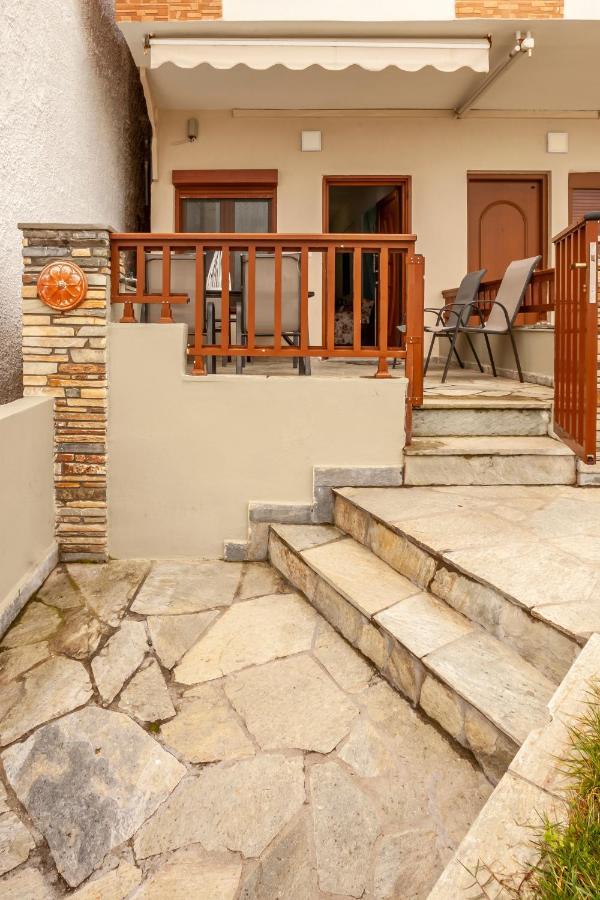 פפקוהורי Rafaella Sea View Apartments 1 מראה חיצוני תמונה