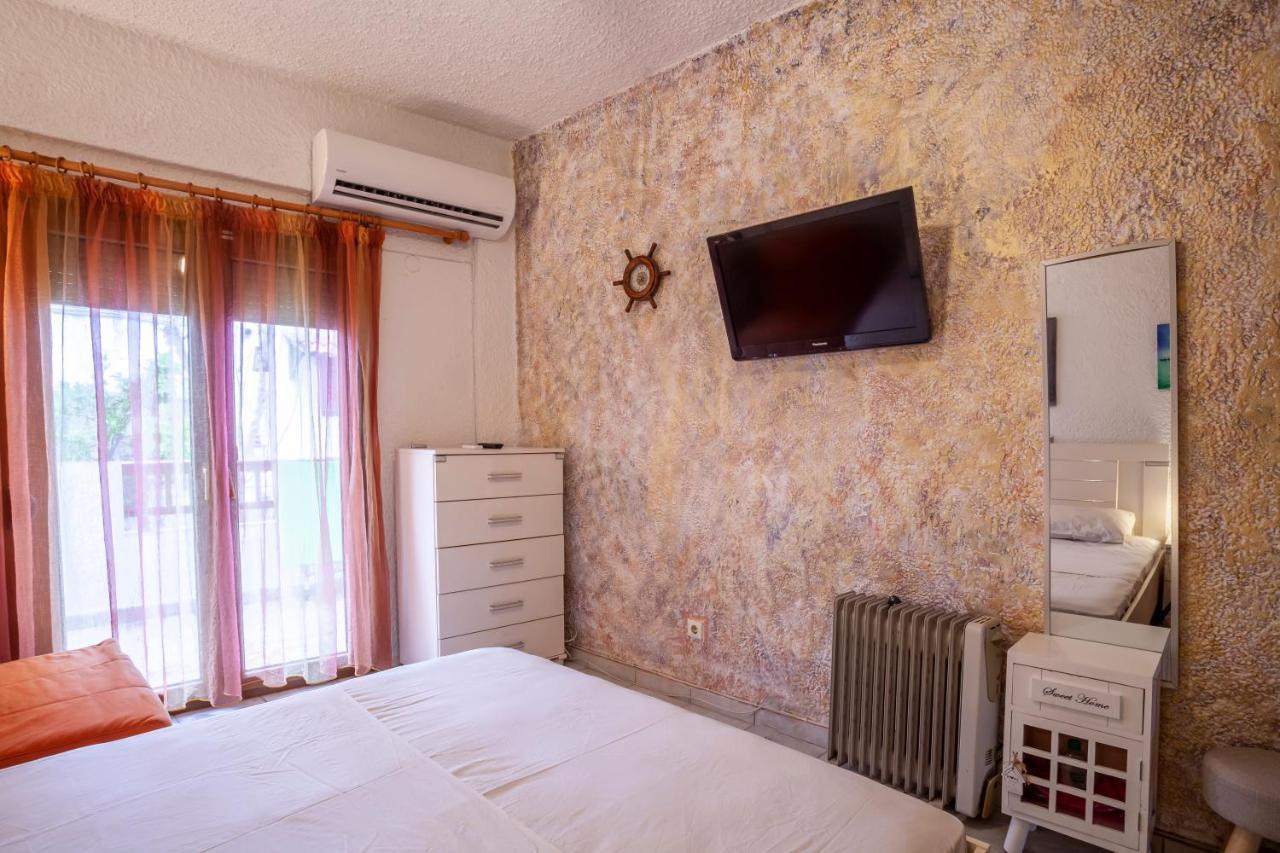 פפקוהורי Rafaella Sea View Apartments 1 מראה חיצוני תמונה